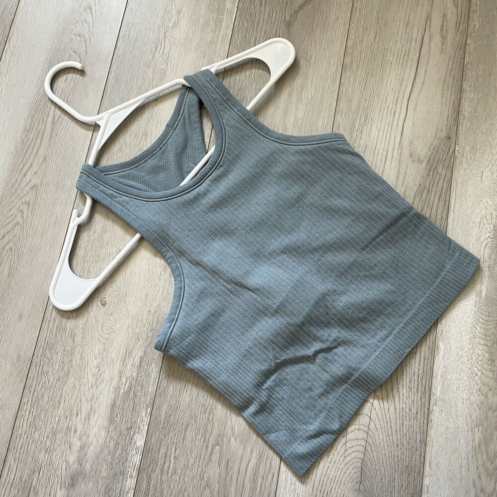 Lululemon Crop Tank Top ebb to street racerback womens Blue (size 4) workout gym